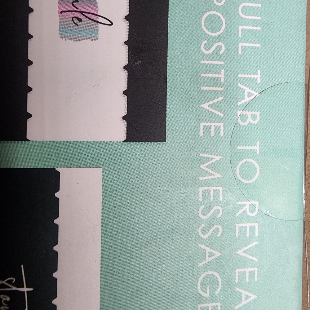 NWT  In Box Happiness Inside Positive Notes to Share  50ct pull-tab notes - Picture 6 of 6